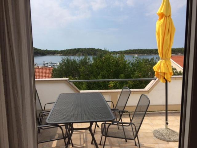 Apartman I Sobe Marijana Rab Town Exterior foto