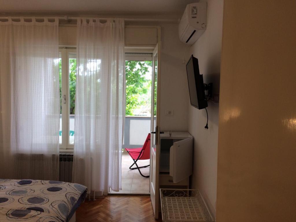 Apartman I Sobe Marijana Rab Town Exterior foto